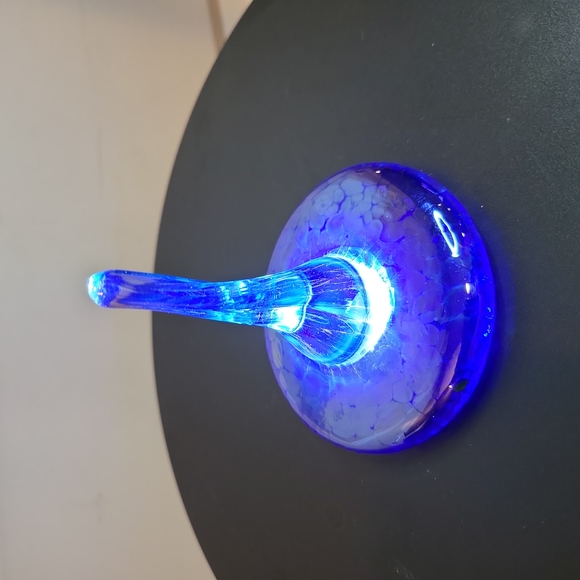 Blue Iridescent Art Glass Signed Ring Holder Hand Blown 3" - Picture 3 of 7